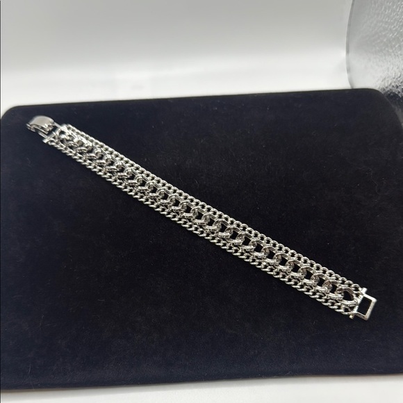 Vintage Sarah Coventry Silver Tone Links Bracelet - Picture 1 of 4